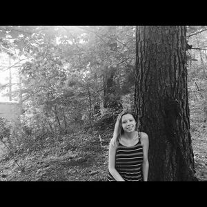 Meet your Posher, Linda